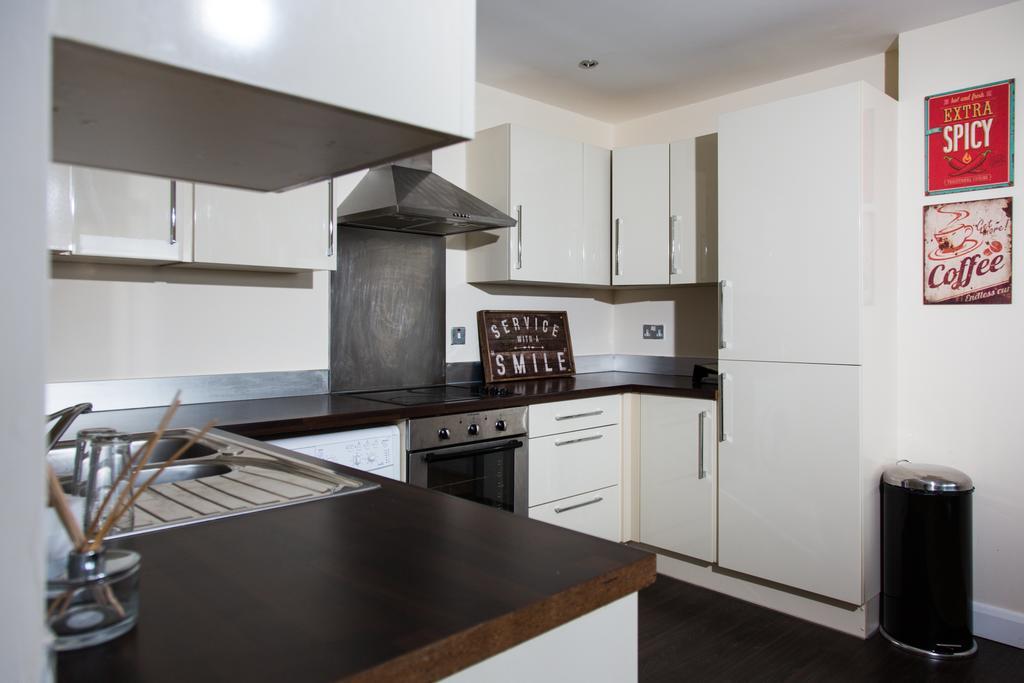 Alexander Apartments Sunderland Екстериор снимка
