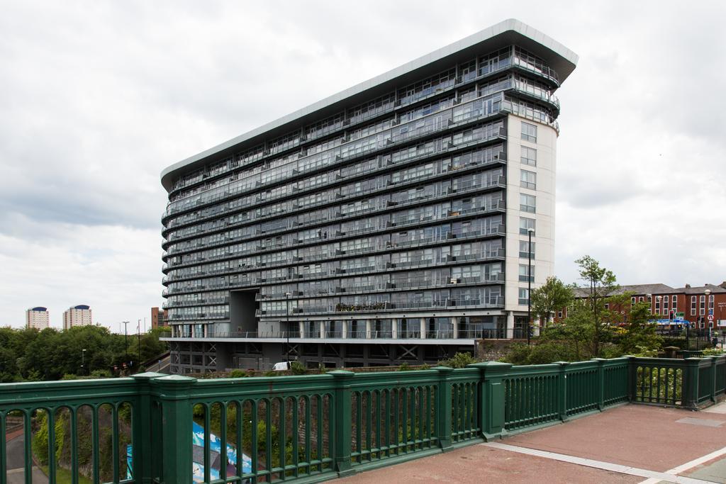 Alexander Apartments Sunderland Екстериор снимка
