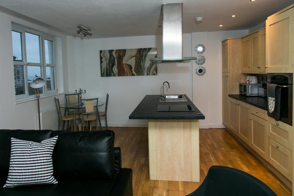 Alexander Apartments Sunderland Екстериор снимка